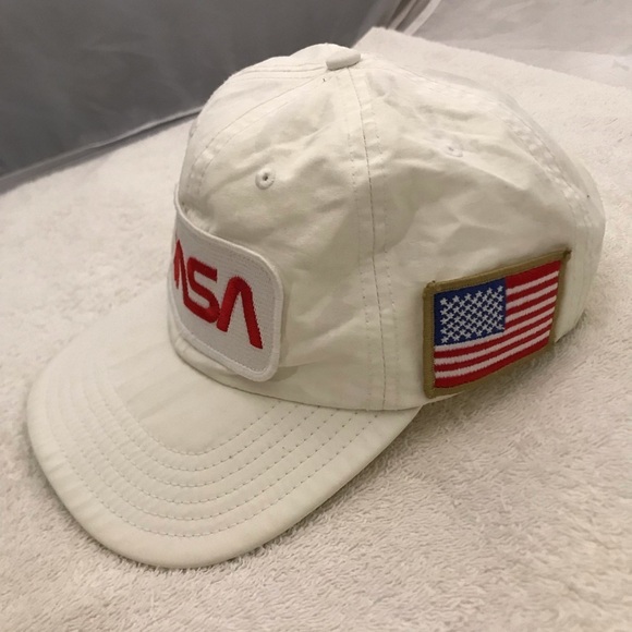 Buzz Aldrin Ventures for NASA AmFlag Space Shuttle White SnapBack Ball Cap - Picture 10 of 13